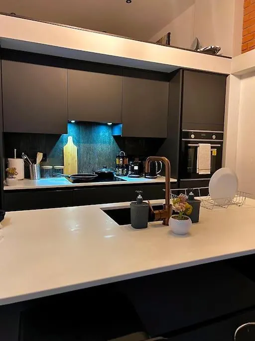 Cityzenretreat - Mezzanine Apartment Sleeps 4 Sheffield City Centre 0*,  United Kingdom