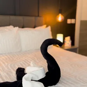 Stylish Centre Apartment